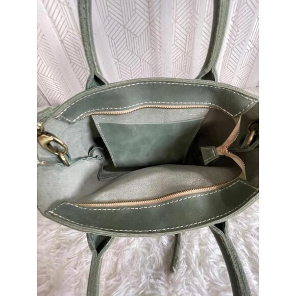 Portland Leather Green Mini Crossbody Tote Zipper Closure EUC - Picture 4 of 9